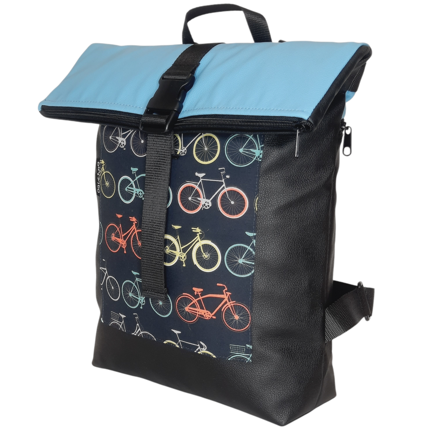 Mochilas impermeables artesanales de cuero vegano y algodón orgánico. Diseño único y elaboración propia. Artesanía local y sostenibilidad. Donde comprar mochilas de moda actual sostenibles y calidad Premiun