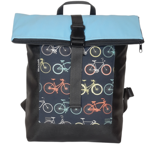 Mochilas impermeables artesanales de cuero vegano y algodón orgánico. Diseño único y elaboración propia. Artesanía local y sostenibilidad. Donde comprar mochilas de moda actual sostenibles y calidad Premiun